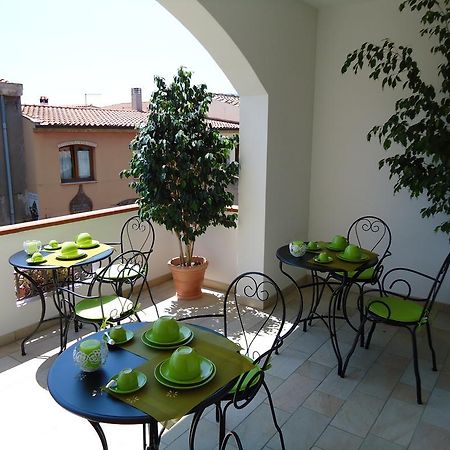 B&B L'Aurora Pula Luaran gambar