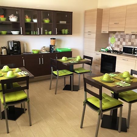 B&B L'Aurora Pula Luaran gambar
