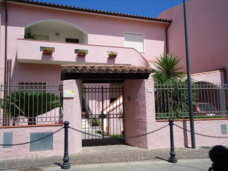 B&B L'Aurora Pula Luaran gambar